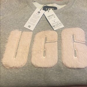 UGG Madeline Fuzzy Logo Crewneck Sweatshirt XL